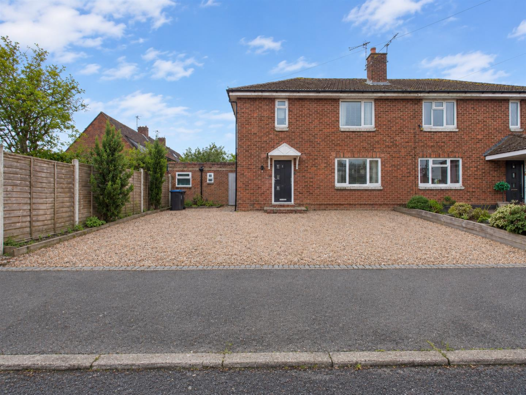 Main image of property: Grange Road, Leamington Spa, CV32 7RU