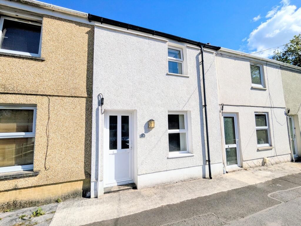 Main image of property: Gwendraeth Row, Pontyberem, Llanelli, Carmarthenshire.