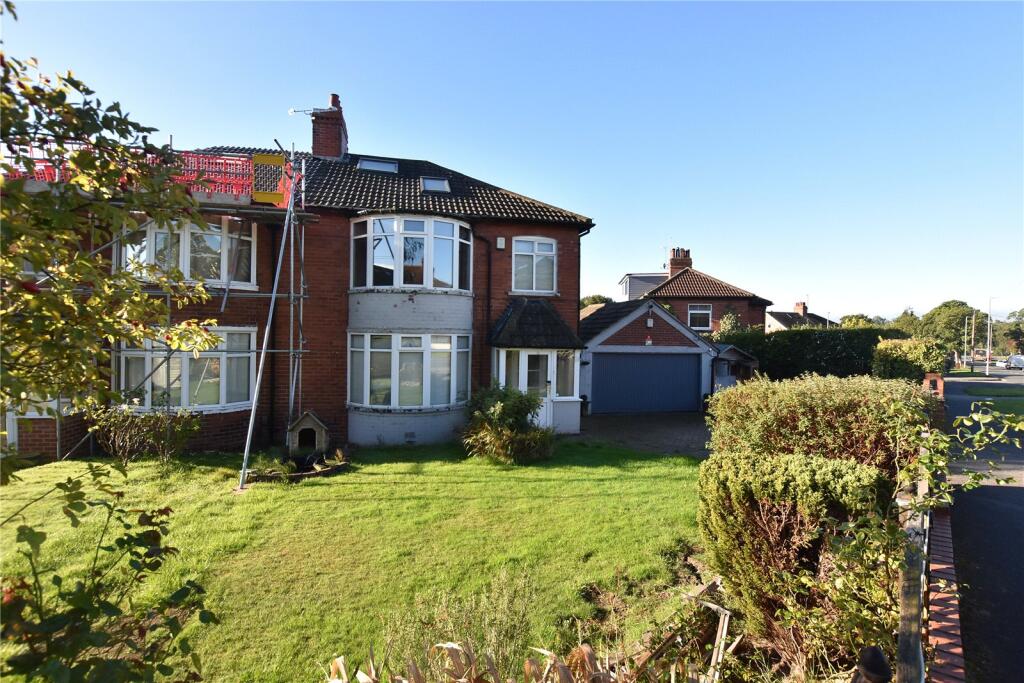 Main image of property: The Avenue, Alwoodley, Leeds, West Yorkshire