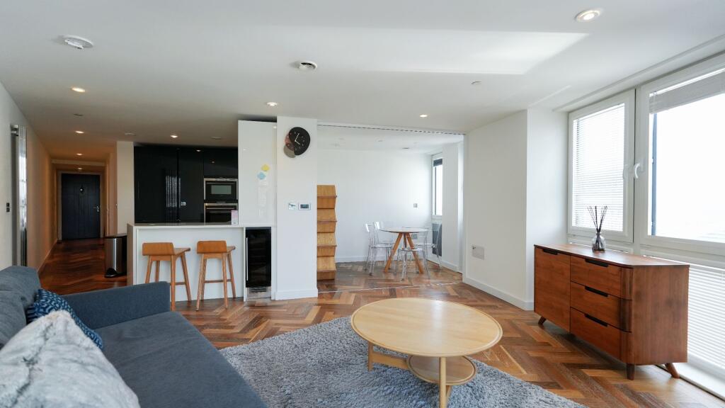 Main image of property: Flat , Eagle Point, City Road, London