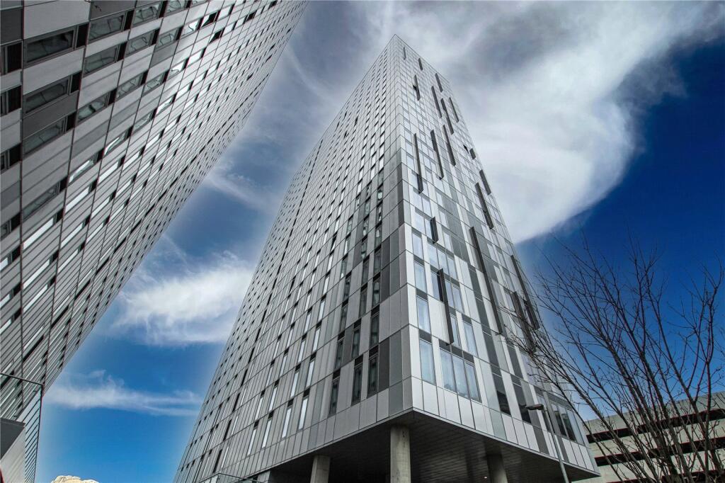 Main image of property: Michigan Point Tower A, 9 Michigan Avenue, Salford Quays, M50