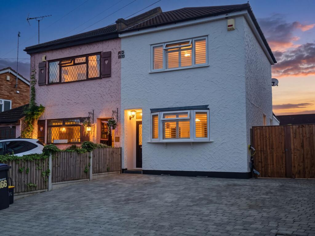Main image of property: Bull Lane, Rayleigh, SS6
