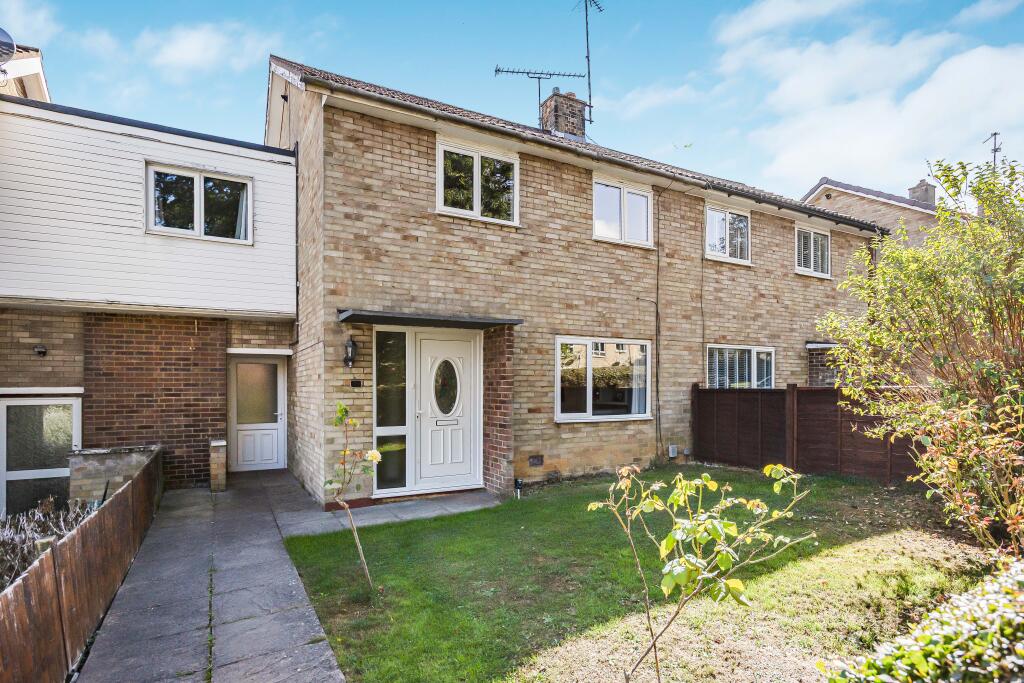 Main image of property: Harwood Hill, Welwyn Garden City, AL8