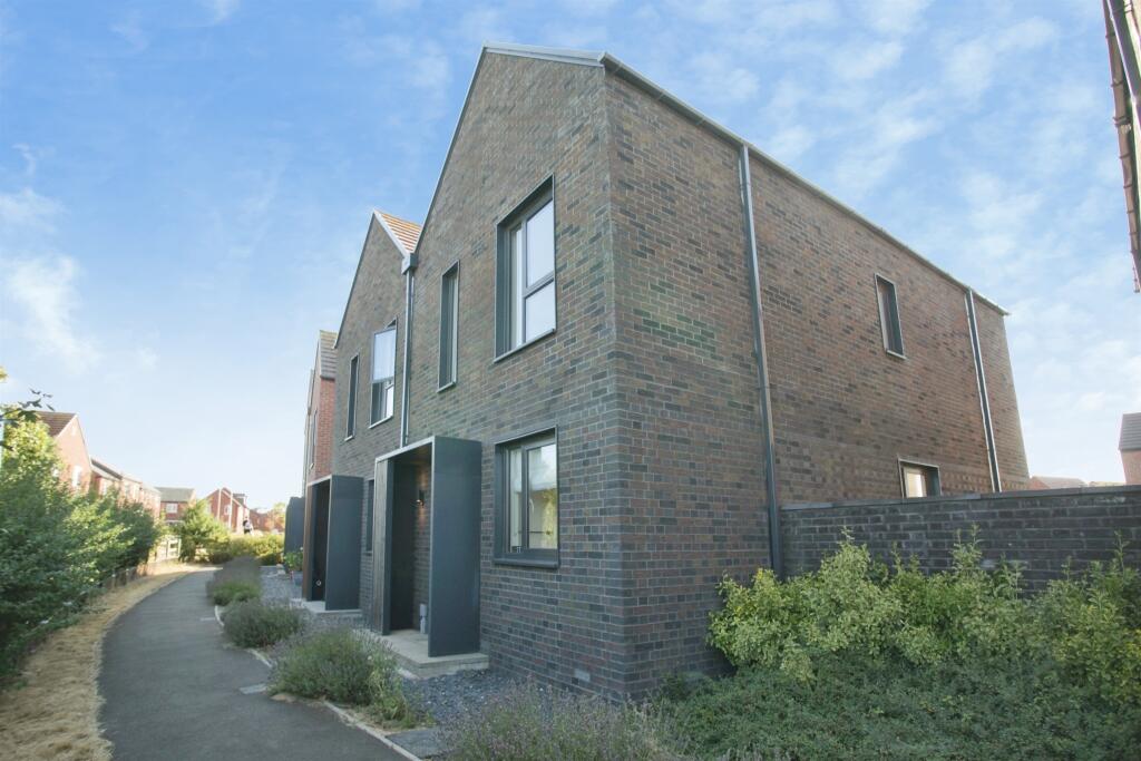 Main image of property: Park View, Houlton, Rugby