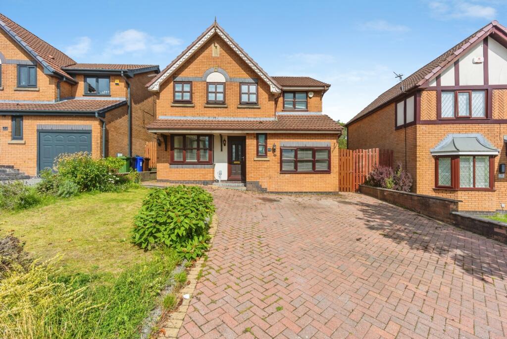 Main image of property: Highfield Glen, Ashton-under-Lyne, Greater Manchester, OL6