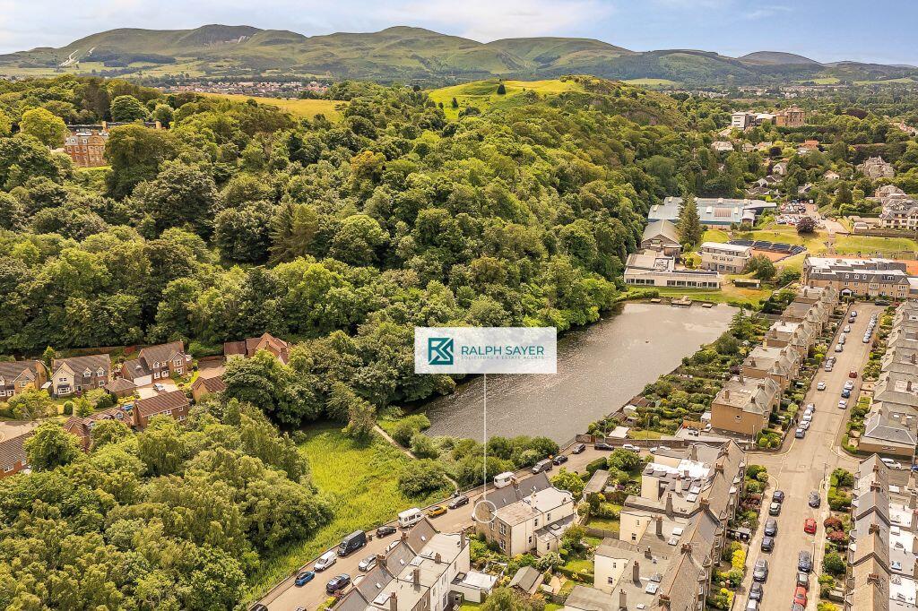 Main image of property: 12 Lockharton Crescent, Craiglockhart, Edinburgh, EH14 1AX