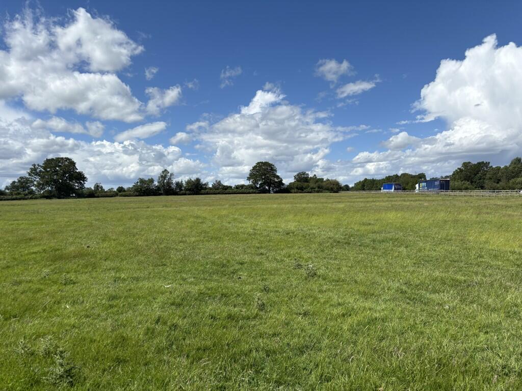 Main image of property: Lot 2 - Land South Of Knights Farm, Avon Dassett, Southam, Warwickshire, CV47 2AZ