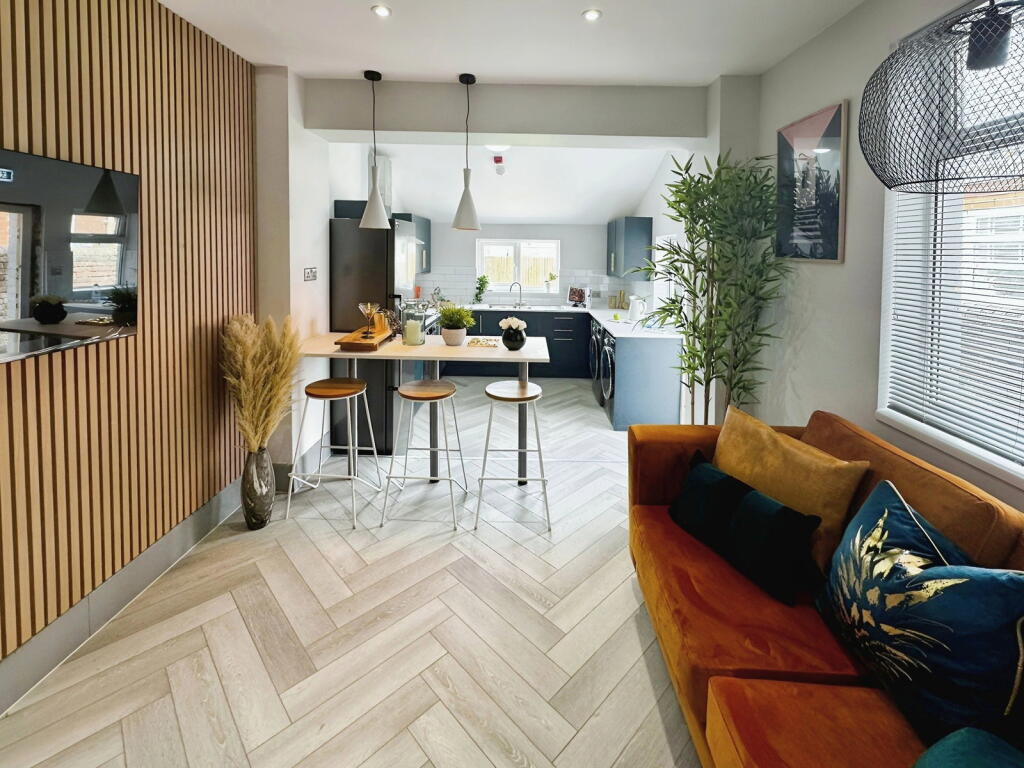 Main image of property: Lansdown Road, Old Town, Swindon, Wiltshire, SN1 3NF