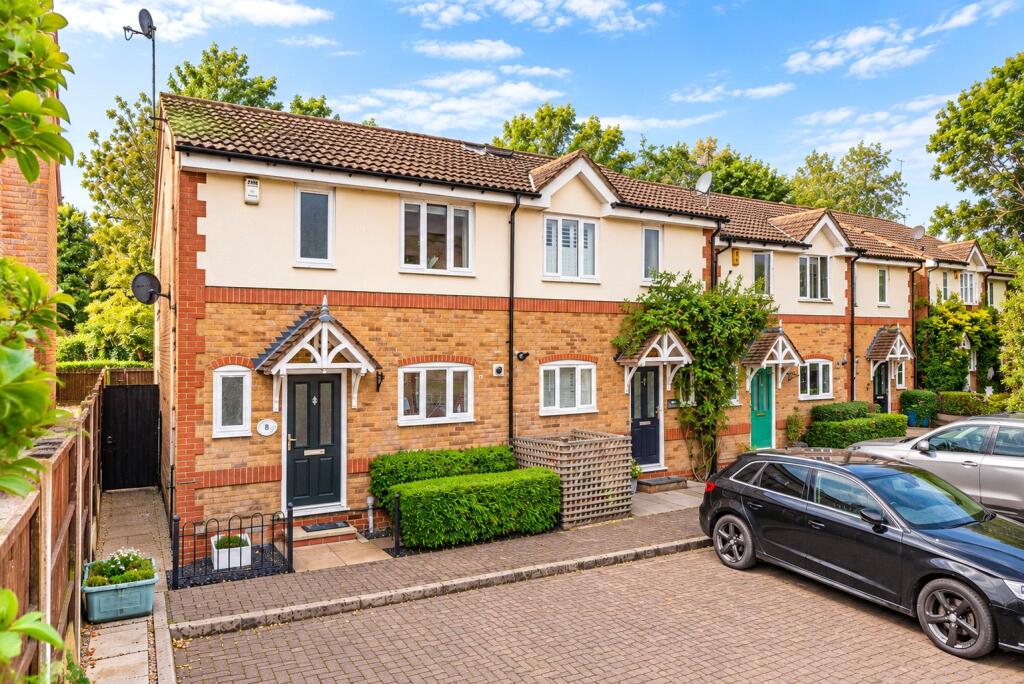 Main image of property: Canal Court, Berkhamsted, Hertfordshire, HP4
