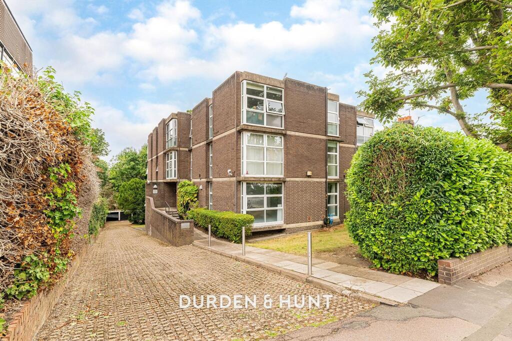 Main image of property: Palmerston Road, Buckhurst Hill, IG9