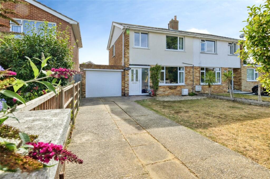 Main image of property: Walkers Lane North, Blackfield, Southampton, Hampshire, SO45