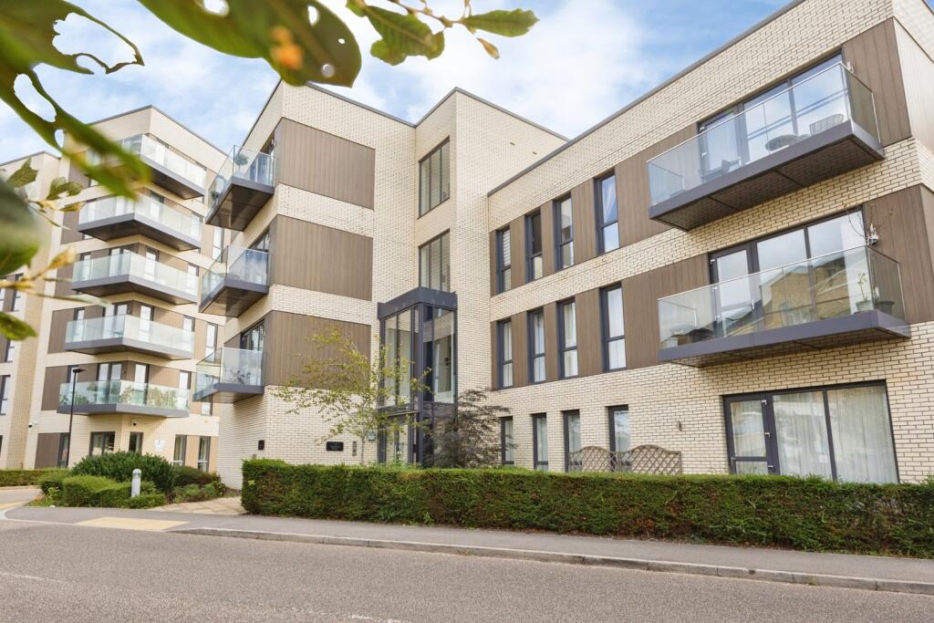 Main image of property: Flagstaff Road, Reading, Berkshire, RG2