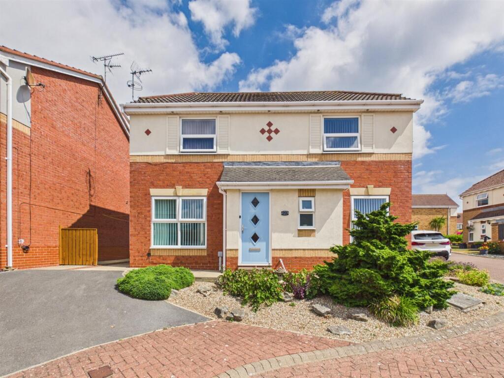 Main image of property: Aysgarth Rise, Bridlington