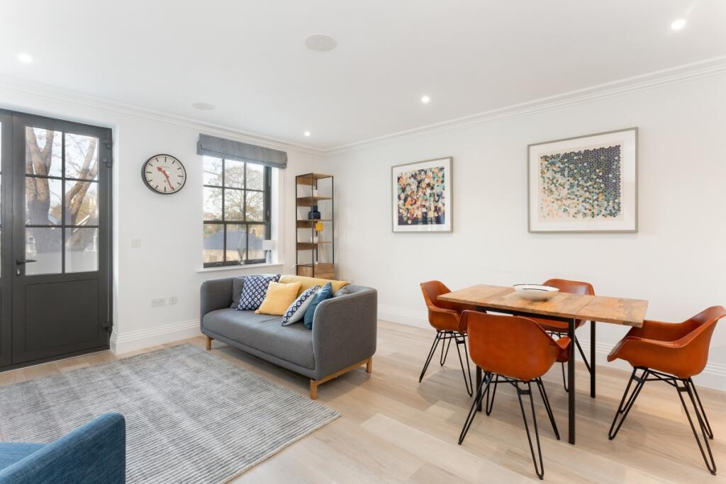 Main image of property: Glen Island Taplow SL6