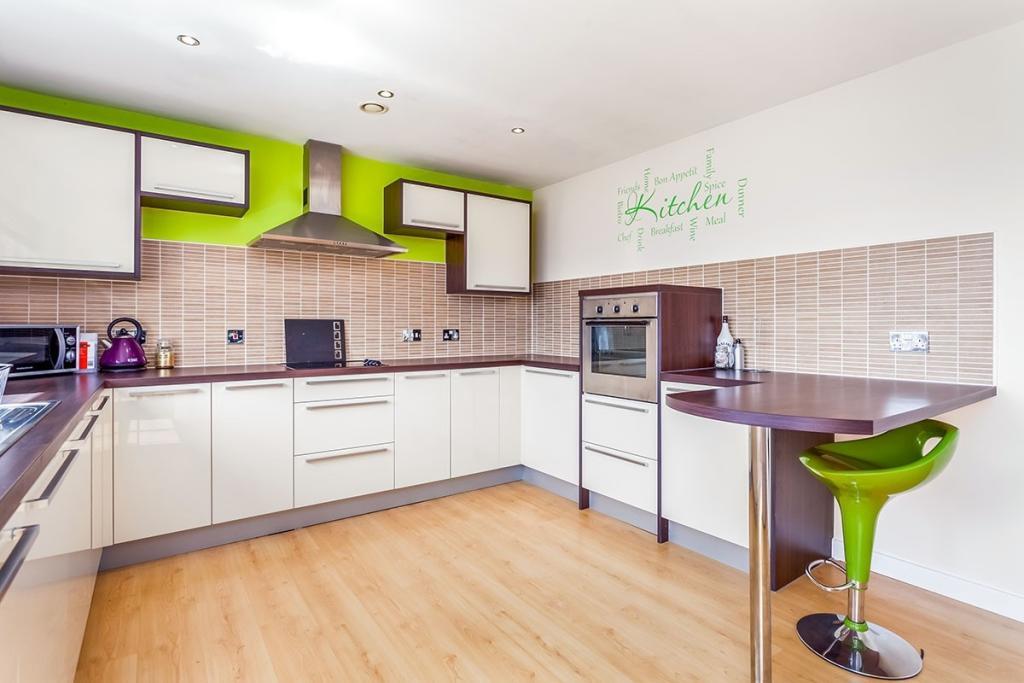 Main image of property: Chantry Waters, Waterside Way, Wakefield, West Yorkshire , WF1 5ED