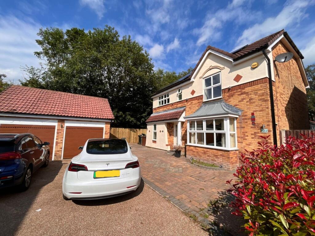 Main image of property: Middlethorne Court, Leeds, LS17