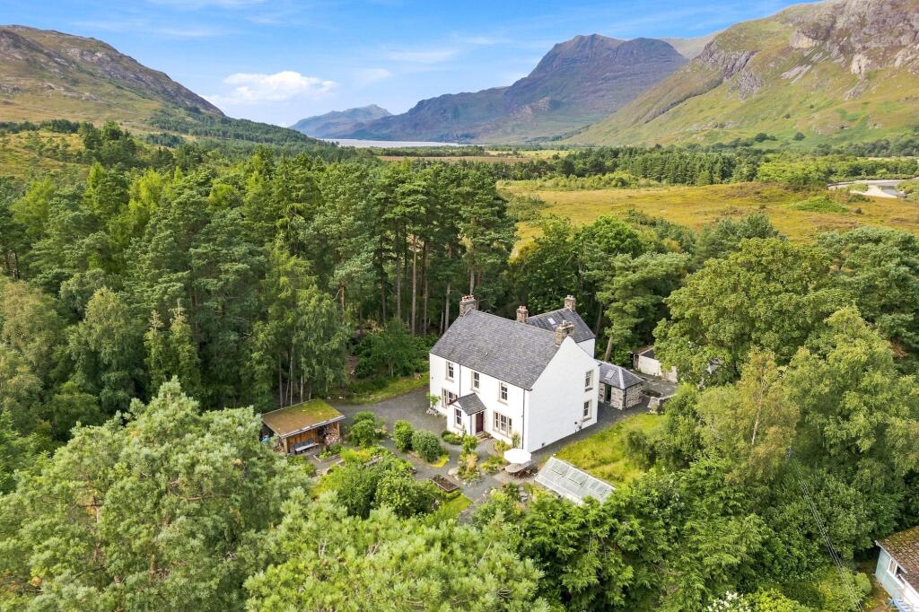 Main image of property: Kinlochmaree House, Kinlochewe, IV22 2PA