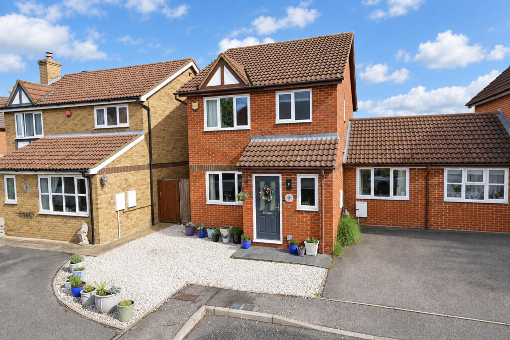 Main image of property: Bullfinch Gardens, Watermead, Aylesbury, Bucks. HP19 0XS
