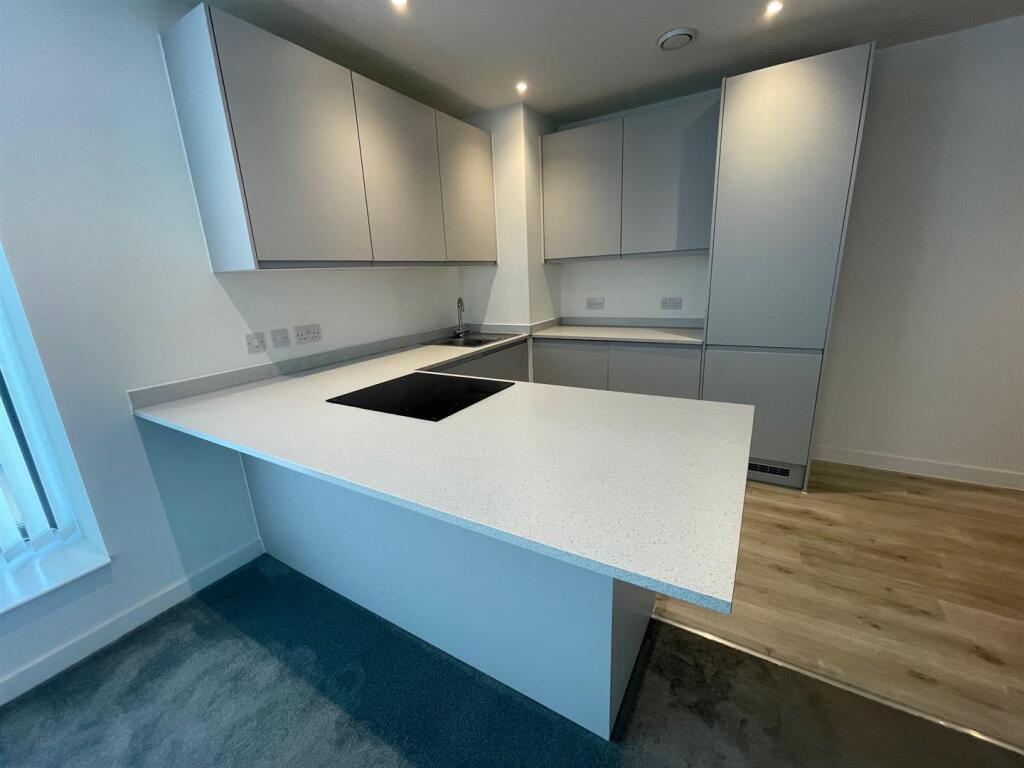 Main image of property: Apartment 20508, 4 Wharf End