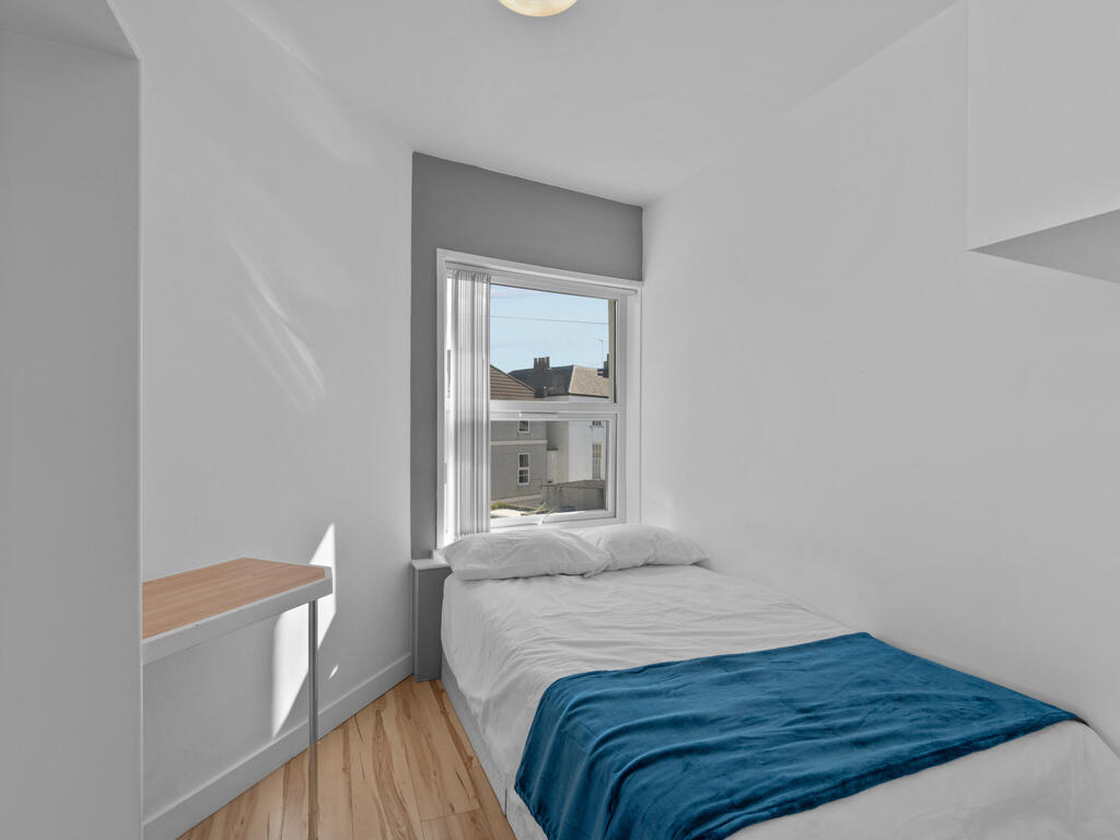 Main image of property: 30 Regent Street