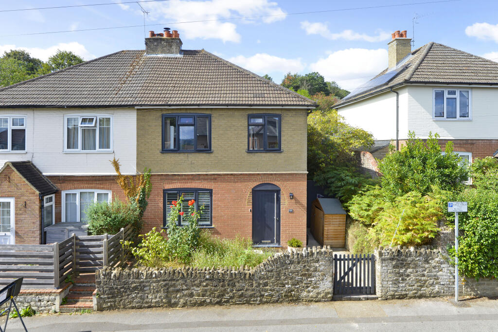 Main image of property: Farncombe Street, Godalming, Surrey