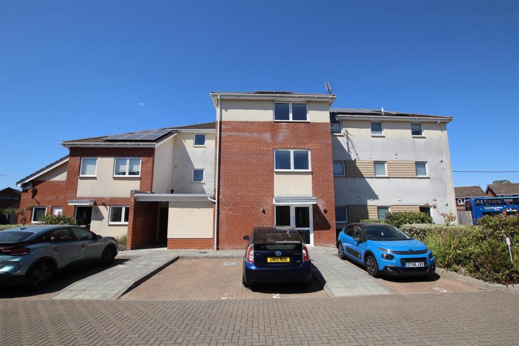 Main image of property: Nine Elms Mews, Bishopstoke, Eastleigh