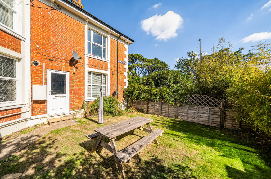 Main image of property: London Road, Burgess Hill, West Sussex