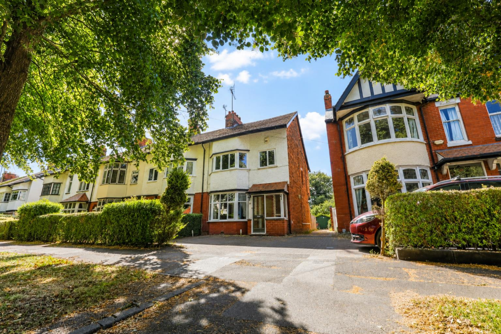 Main image of property: Park Avenue, Hull