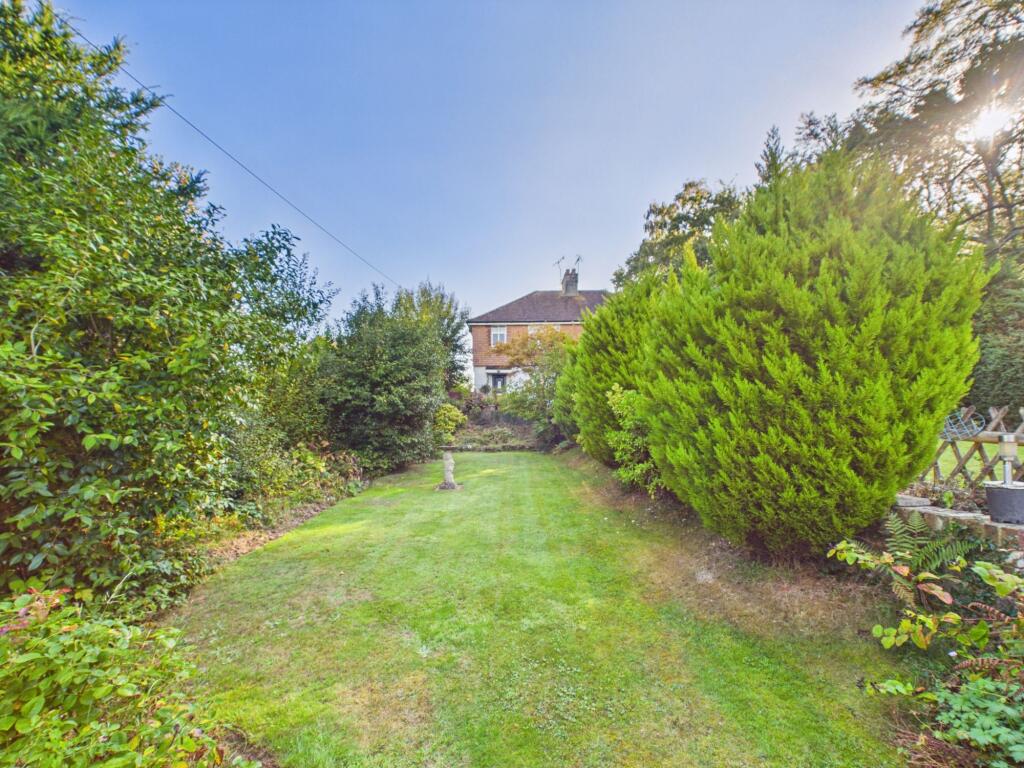 Main image of property: Chapel Hill, Sedlescombe, TN33