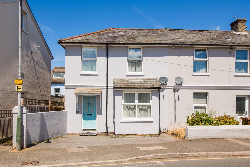 Main image of property: Meadow Road, Southborough