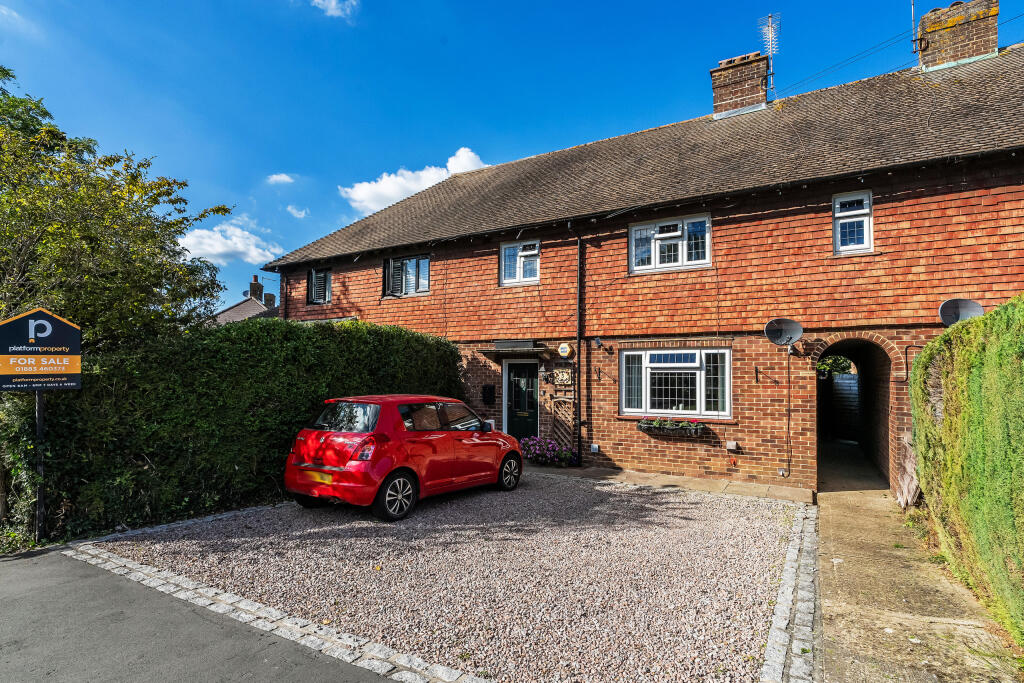 Main image of property: Stoneleigh Road, Limpsfield Chart, Oxted, Surrey