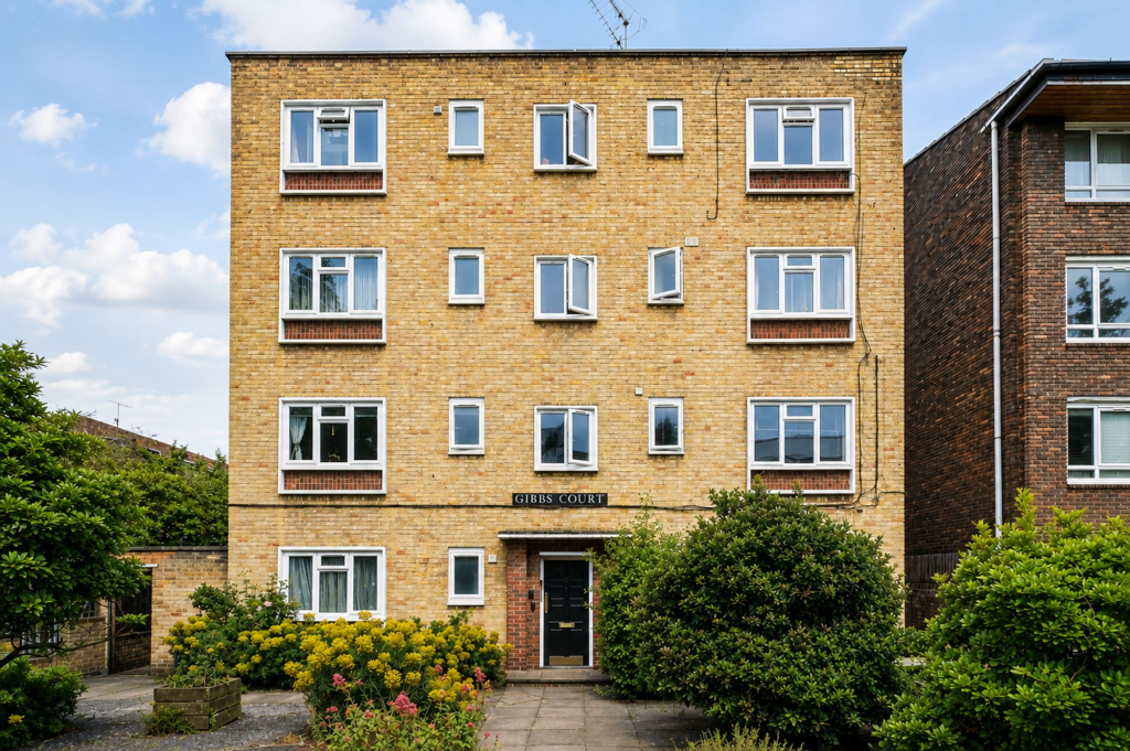 Main image of property: Tollington Park N4 3AH