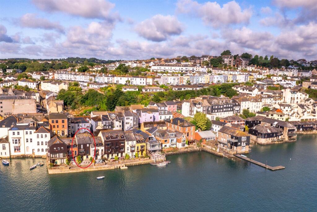 Main image of property: Market Strand, Falmouth