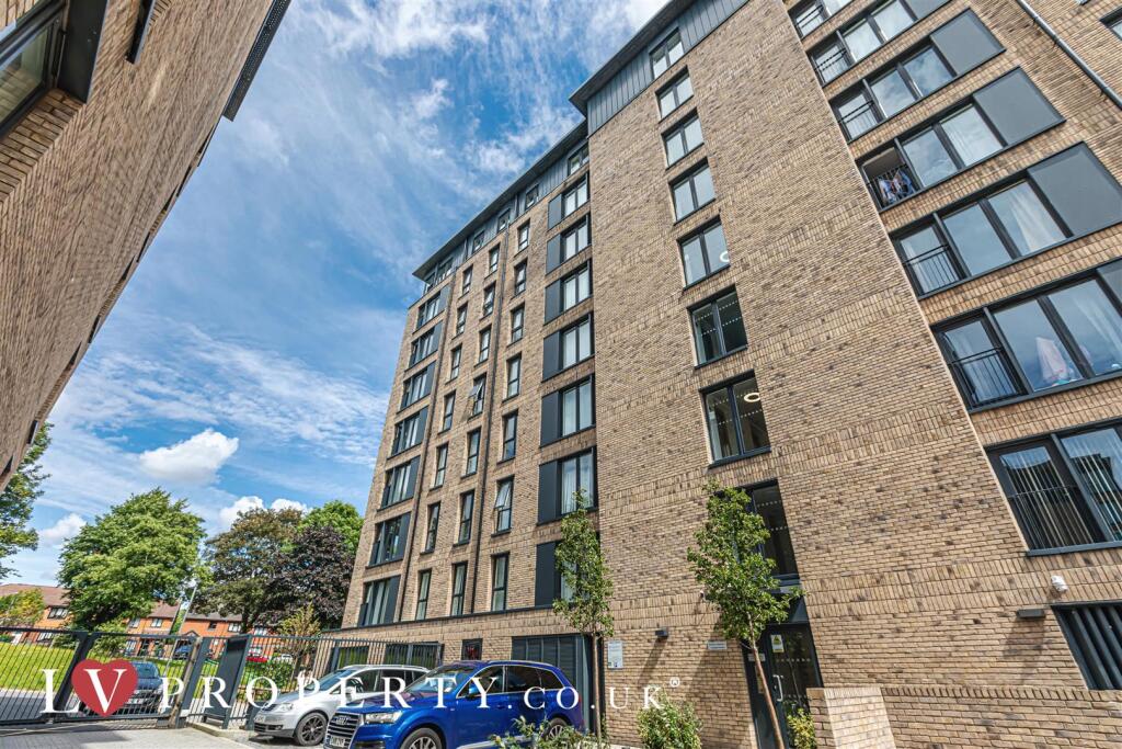 Main image of property: Roosevelt Apartments, 1 Lexington Gardens, City Centre, Birmingham, B15