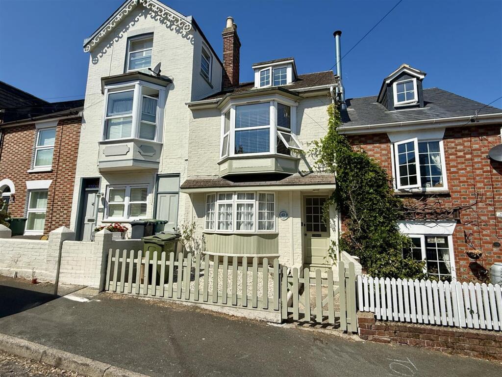 Main image of property: Fellows Road, Cowes