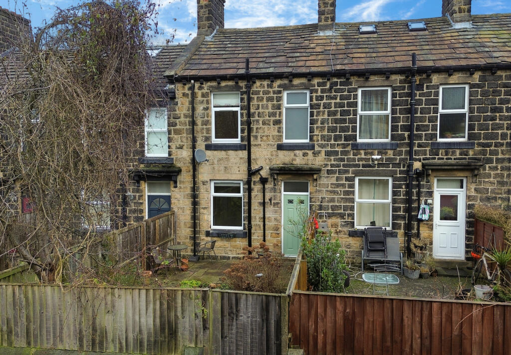 Main image of property: Park View, Yeadon, LS19
