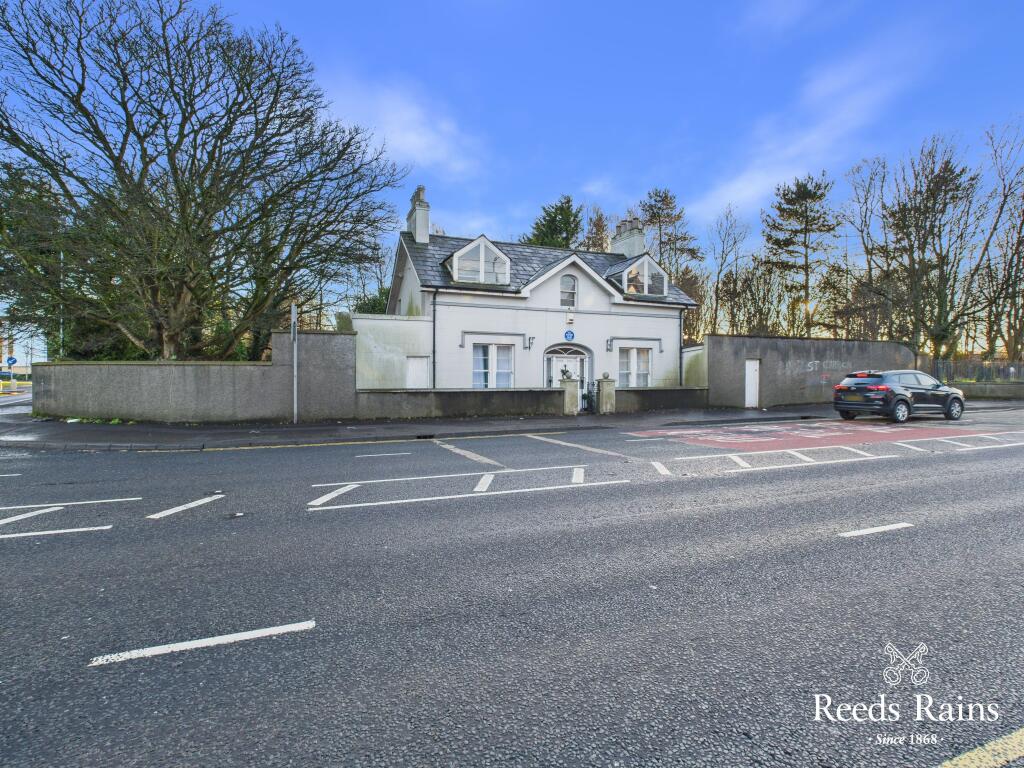 Main image of property: Maritime Cottage, Belfast Road, Carrickfergus, Mid And East Antrim