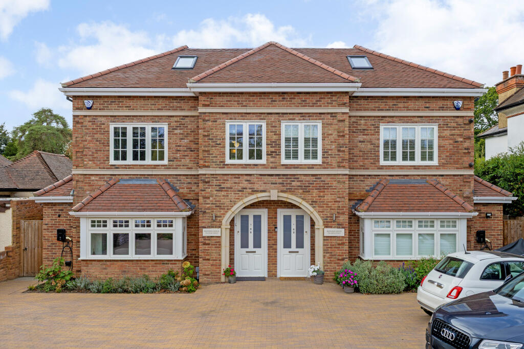 Main image of property: High Street, Hampton, TW12