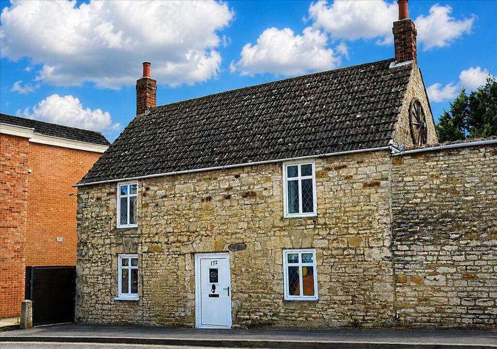Main image of property: High Street, Burton Latimer, Northamptonshire, NN15
