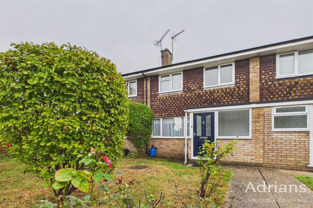 Main image of property: Linnet Drive, Tile Kiln, Chelmsford, CM2 8AL