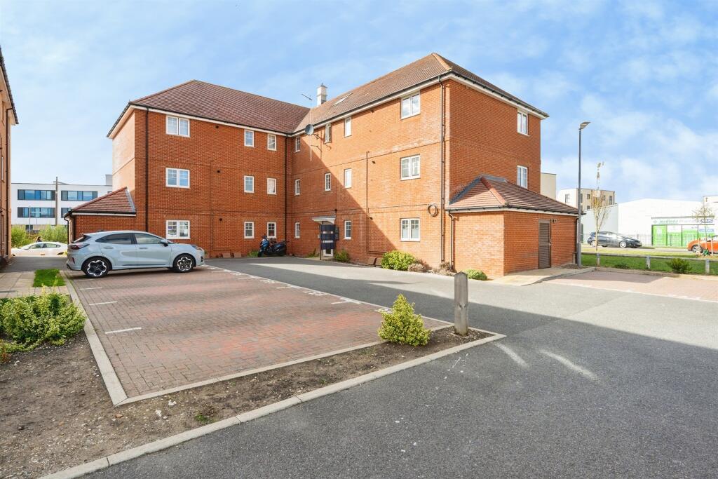 Main image of property: Elton Close, AYLESBURY