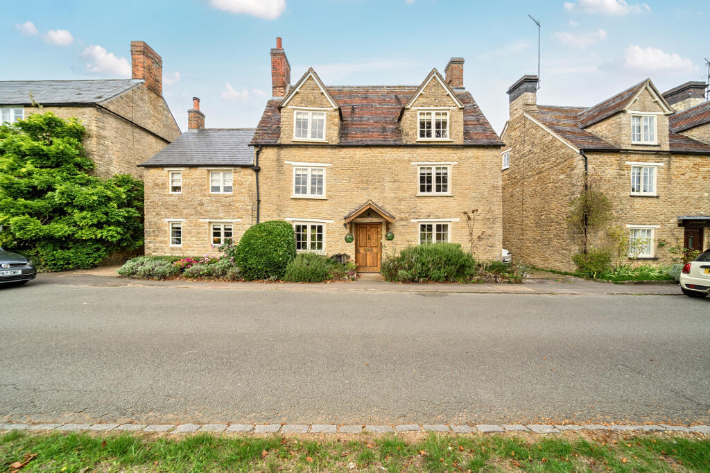 Main image of property: The Green, Evenley, Brackley, NN13