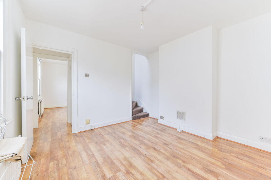 Main image of property: Leythe Road, Acton, London, W3