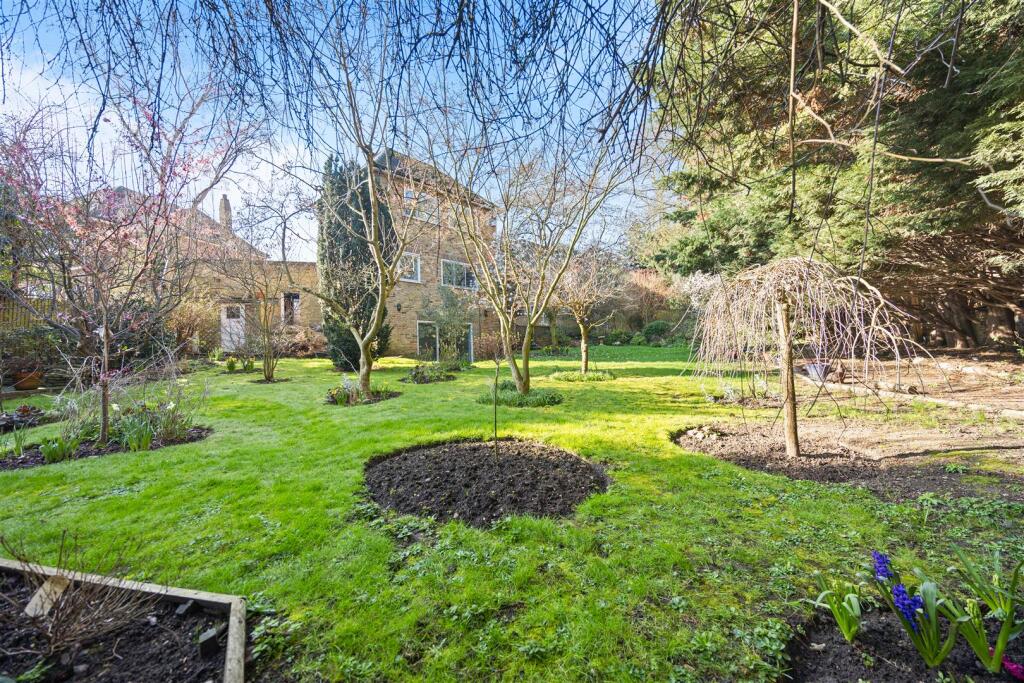 Main image of property: Cedars Close, London NW4