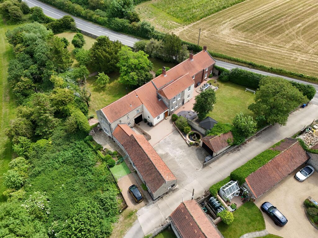 Main image of property: Limestone Hill Farm, Limestone Hill, Tickhill