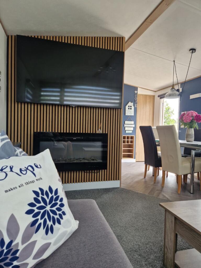 Main image of property: Abi Appleby Luxury holiday home , South East England, Tattershall Lakes Country Park, Sleaford Road, Tattershall