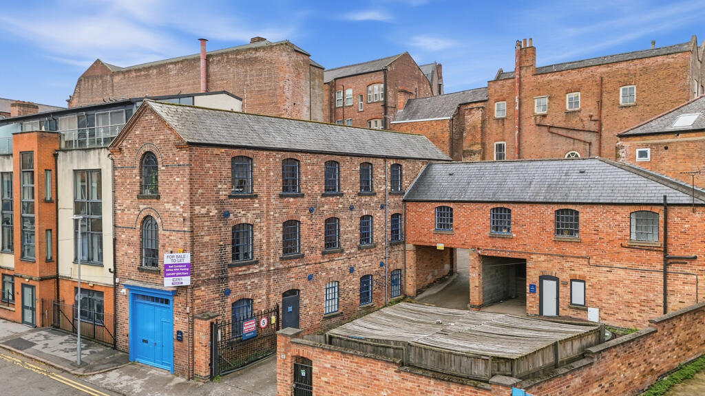 Main image of property: 11/11a Brightmoor Street, Nottingham, Nottinghamshire, NG1 1FD