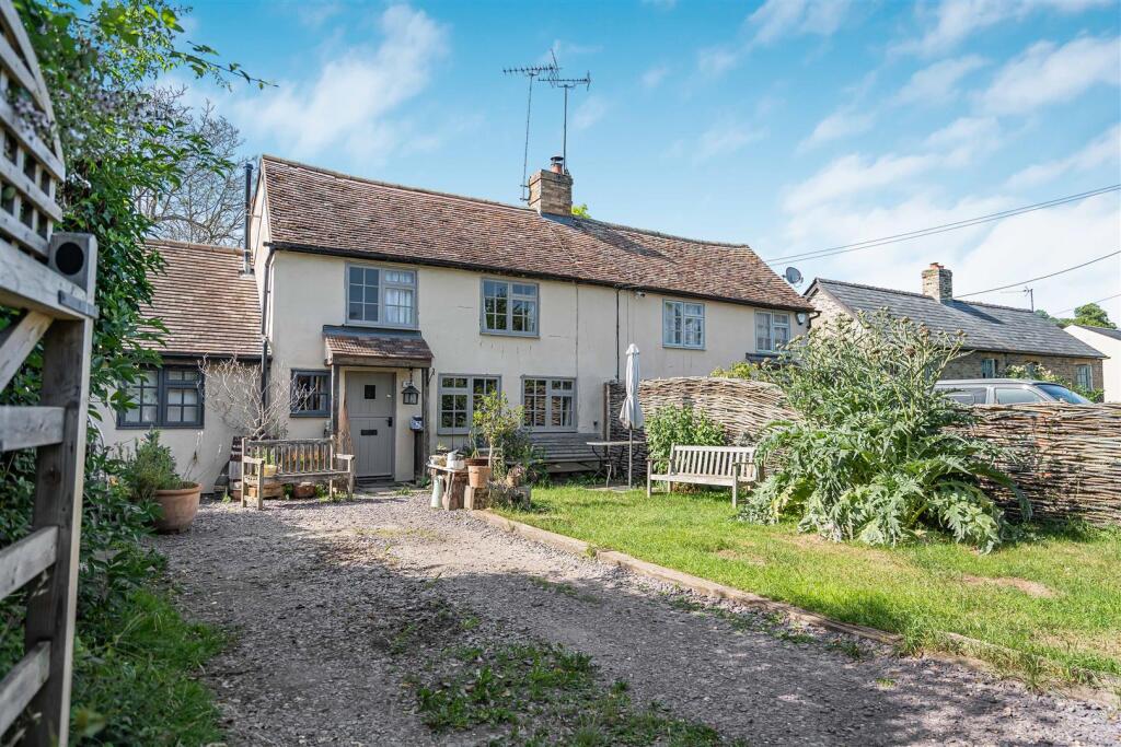 Main image of property: High Street, Croydon, Cambridgeshire
