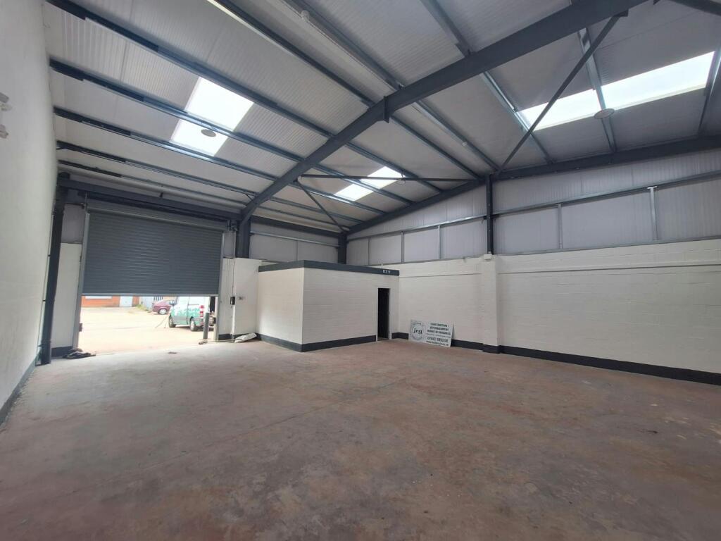 Thames Trading Estate Irlam  4.jpg