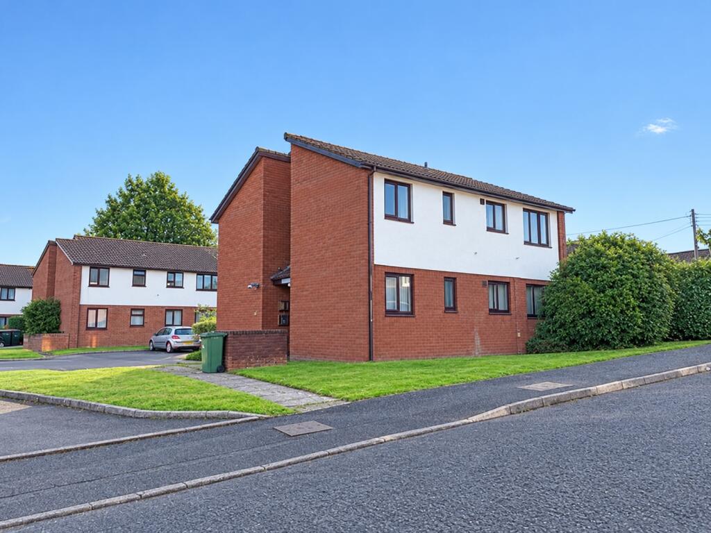 Main image of property: Silvercourt, Fosse Way, Nailsea, Bristol, BS48